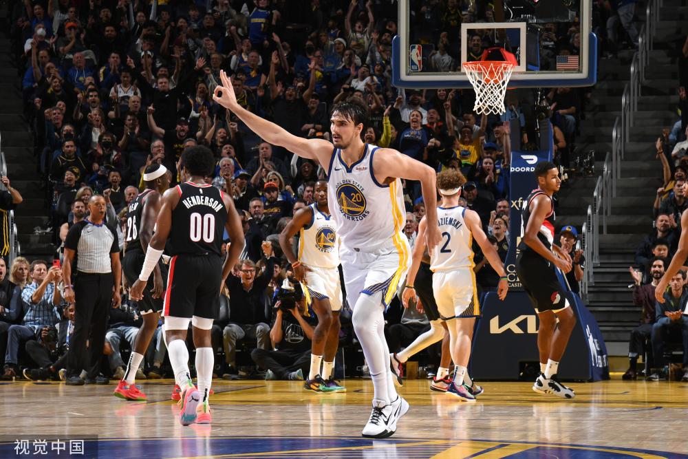 现出成熟的 现出成熟的